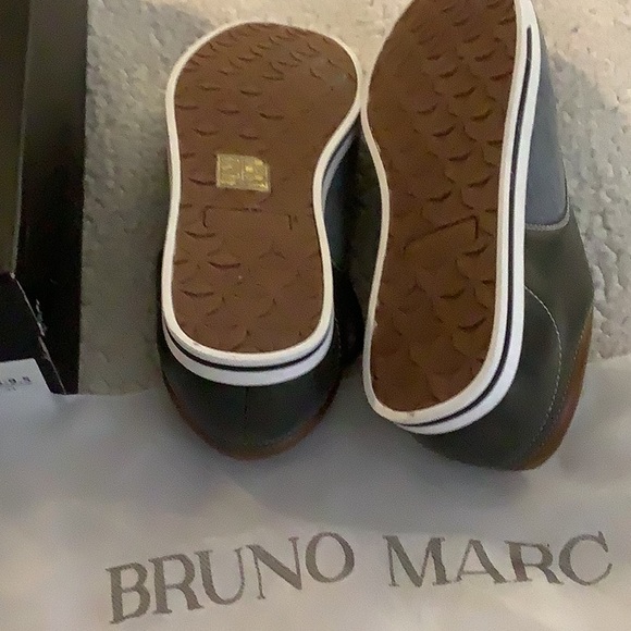 NWT Bruno Marc men’s size 9.5 gray Riviera laced shoes. See pictures.  Classy. - Picture 6 of 7